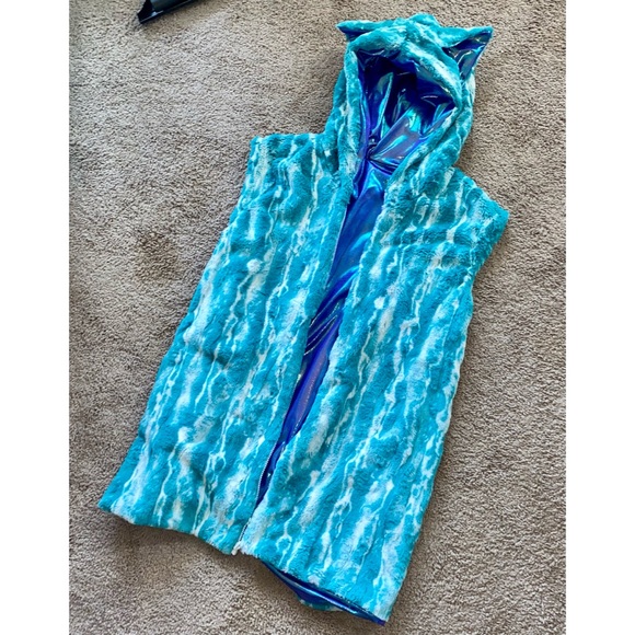 Coquetry Minky Zipper Front Vest Blue Holo L/XL $135 - Picture 10 of 16